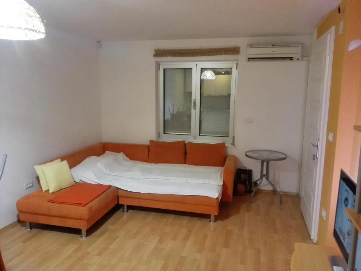 Apartment Stinjan Kascuni Pula 0*,  Croatia